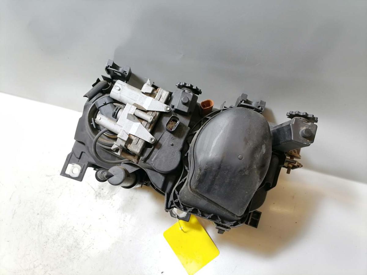 BMW 3er E46 Compact original Xenonscheinwerfer rechts Bj.2003